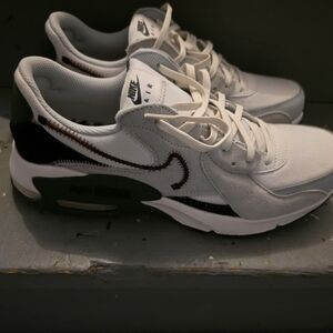 Nike Air Max Excee White and Black Sneakers